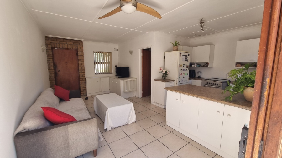 5 Bedroom Property for Sale in Flamingo Vlei Western Cape